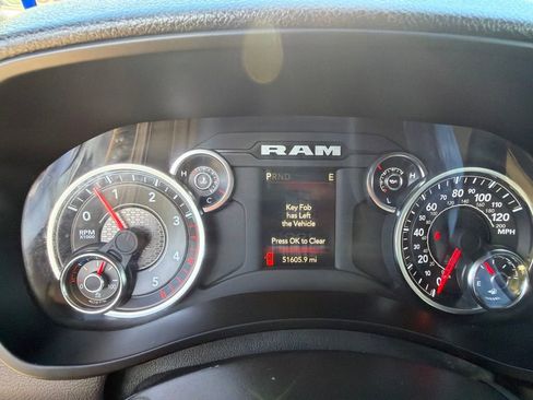 Used 2024 RAM 2500 Big Horn AWD/4WD image 2