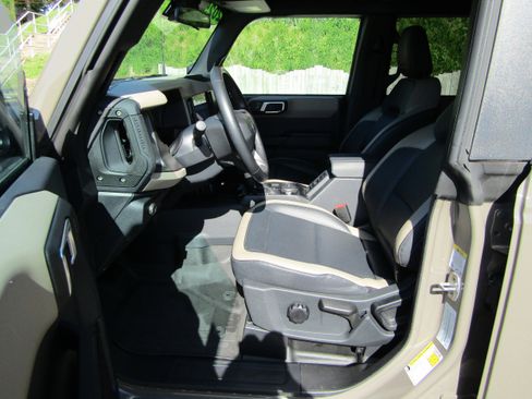 Used 2025 Ford Bronco Big Bend AWD/4WD image 10