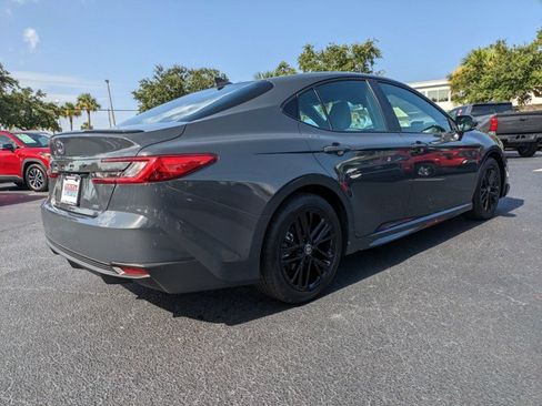 New 2026 Toyota Camry SE FWD image 4
