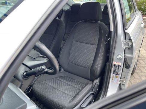 Used 2023 Kia Rio LX FWD image 12