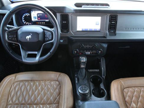 Used 2023 Ford Bronco Outer Banks AWD/4WD image 24