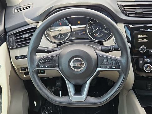 Used 2018 Nissan Rogue Sport SV FWD image 14