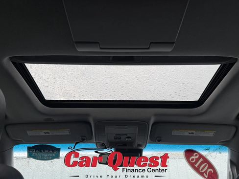 Used 2018 GMC Yukon SLT w/ Premium Edition AWD/4WD image 27