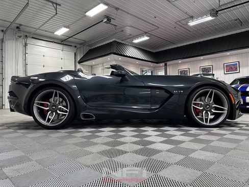 Used 2014 SRT Viper GTS w/ GTS Laguna Interior Package RWD image 26