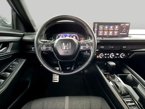 Used 2025 Honda Accord Sport image 11