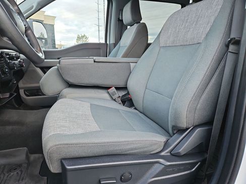 Used 2024 Ford F250 XLT w/ FX4 Off-Road Package image 18