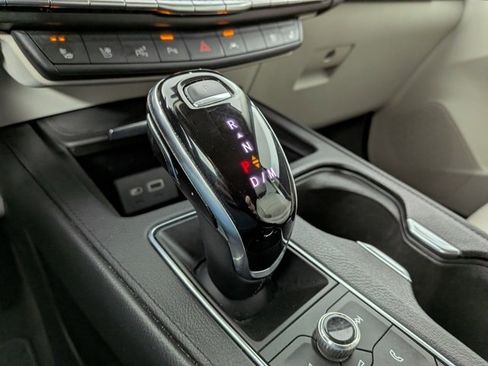 Used 2020 Cadillac XT4 Premium Luxury w/ Enhanced Visibility Package image 20