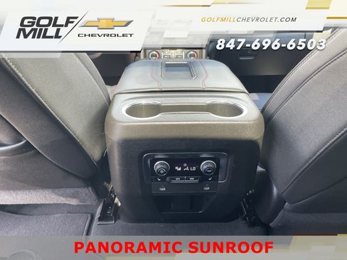 Used 2024 Chevrolet Suburban RST w/ Luxury Package AWD/4WD image 30