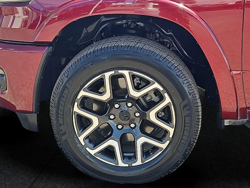 Used 2025 RAM 1500 Laramie w/ Laramie Southwest Edition AWD/4WD image 8