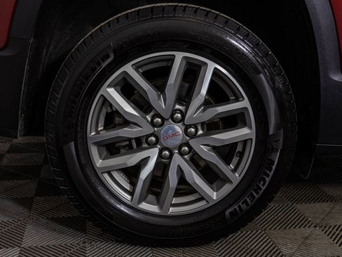 Used 2017 GMC Acadia SLE image 53