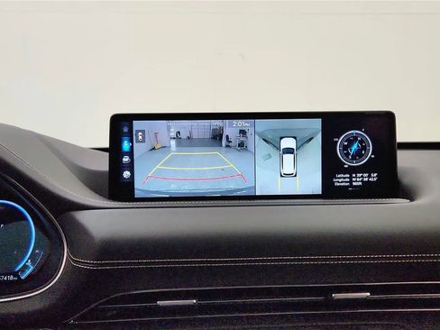 Used 2023 Genesis GV80 2.5T w/ Prestige Package image 27