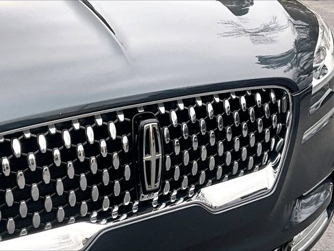 Used 2020 Lincoln Aviator Black Label w/ Dynamic Handling Package image 29