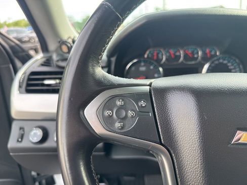 Used 2018 Chevrolet Suburban LT AWD/4WD image 34