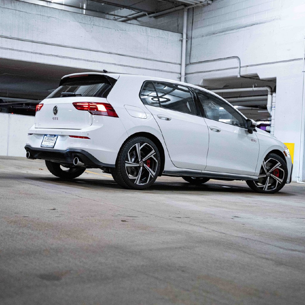 New 2026 Volkswagen GTI SE FWD image 6