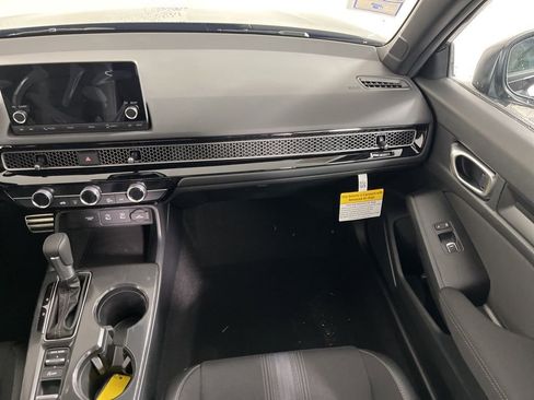 New 2026 Honda Civic Sport image 17