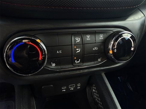 Used 2023 Chevrolet TrailBlazer RS image 21