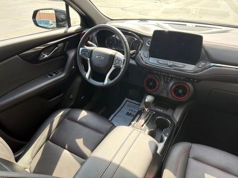 Used 2024 Chevrolet Blazer RS w/ Enhanced Convenience Package FWD image 13