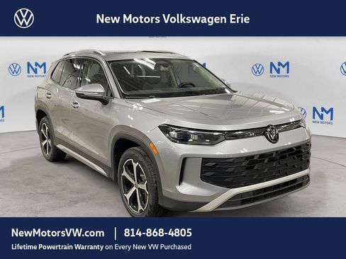 New 2026 Volkswagen Tiguan SE AWD/4WD image 7
