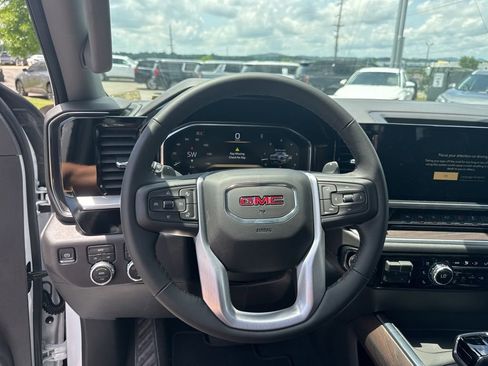 New 2026 GMC Sierra 1500 SLT w/ SLT Premium Package AWD/4WD image 18