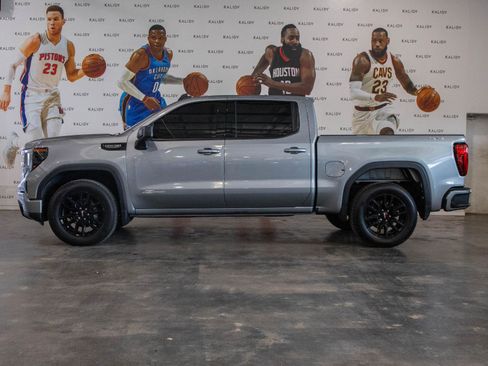 Used 2024 GMC Sierra 1500 Elevation image 17