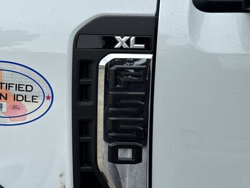 New 2026 Ford F550 2WD SuperCab Super Duty image 28