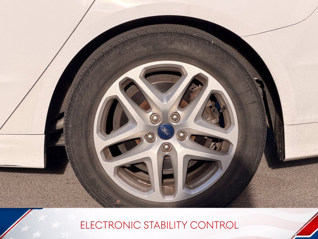 Used 2014 Ford Fusion SE FWD image 8
