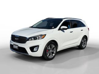 Used 2017 Kia Sorento SX image 1