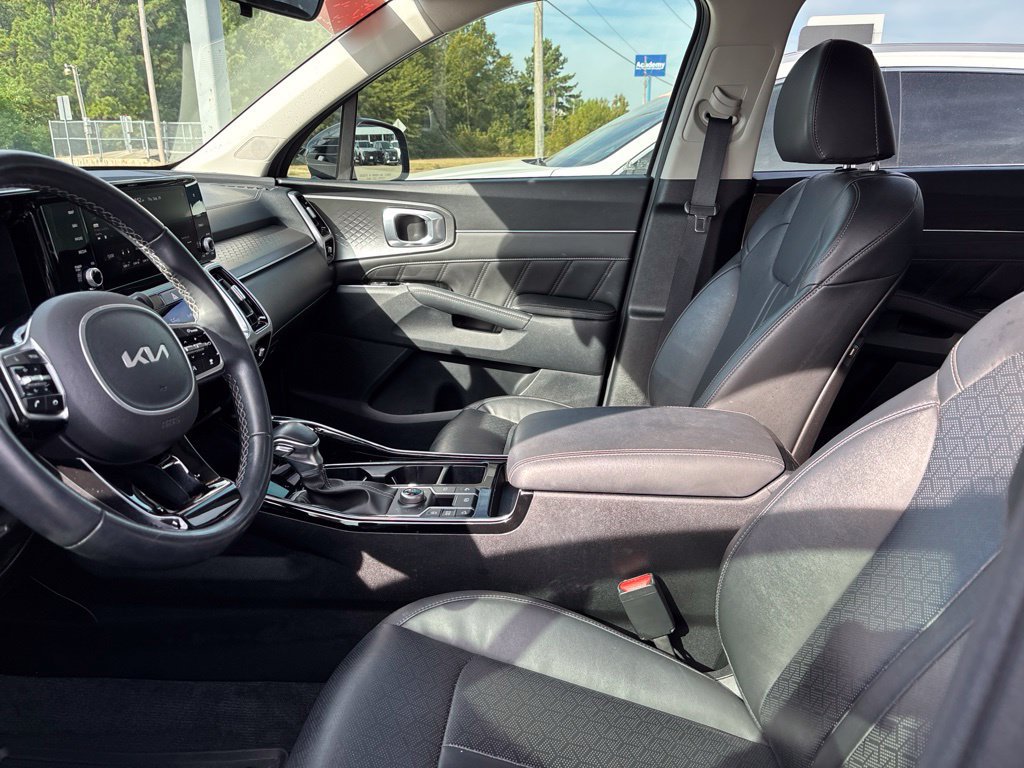 Used 2022 Kia Sorento SX AWD/4WD image 31