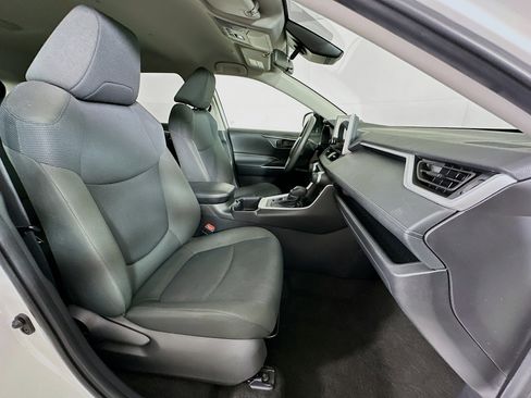 Used 2024 Toyota RAV4 LE image 28