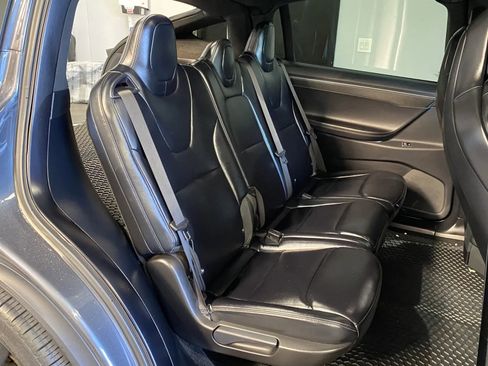 Used 2017 Tesla Model X 75D image 7