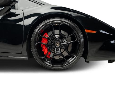 Used 2017 Lamborghini Huracan LP 580-2 RWD image 27