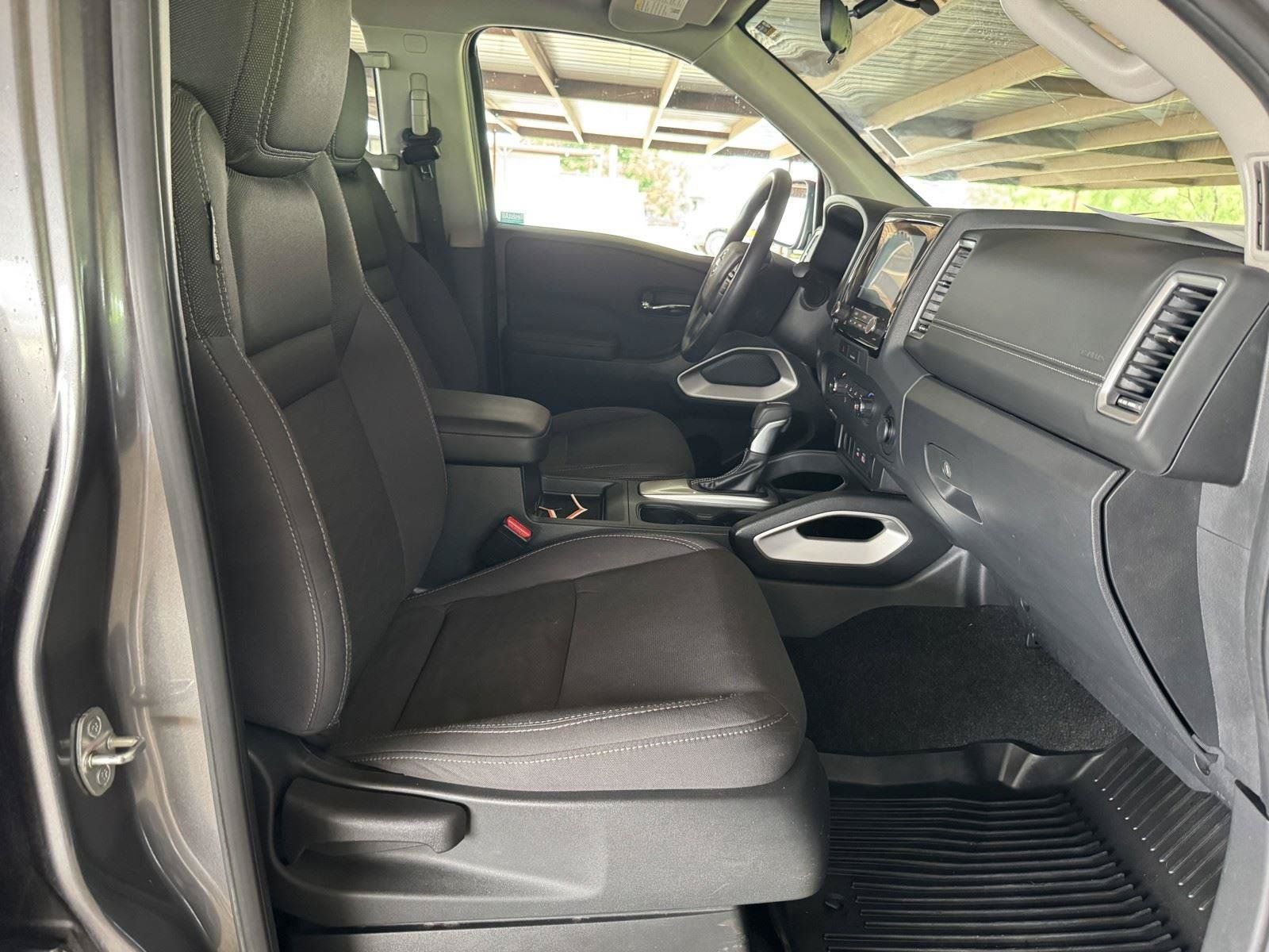 Used 2022 Nissan Frontier SV RWD image 40