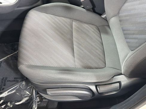 Used 2024 Kia Seltos LX AWD/4WD image 20