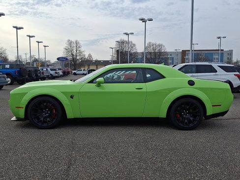 Used 2023 Dodge Challenger SRT Hellcat image 6
