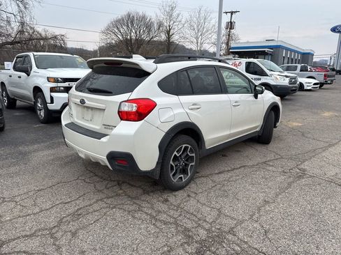 Used 2016 Subaru Crosstrek 2.0i Limited image 3