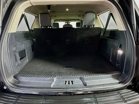 Used 2024 Ford Expedition Max XLT image 31