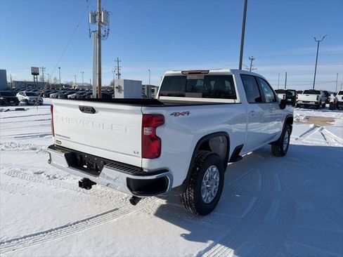 New 2026 Chevrolet Silverado 2500 LT image 6
