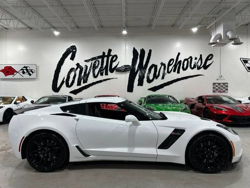 Used 2016 Chevrolet Corvette Z06 w/ Battery Protection Package RWD image 6