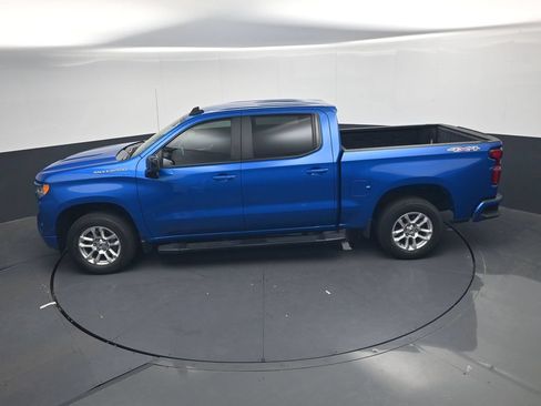 Used 2022 Chevrolet Silverado 1500 RST AWD/4WD image 31
