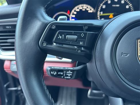 Used 2023 Porsche Panamera 4S image 17