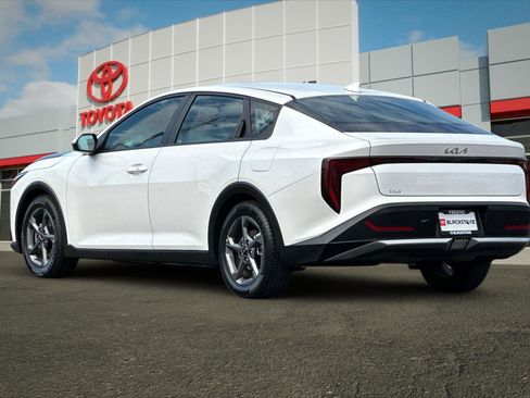 Used 2025 Kia K4 FWD image 5