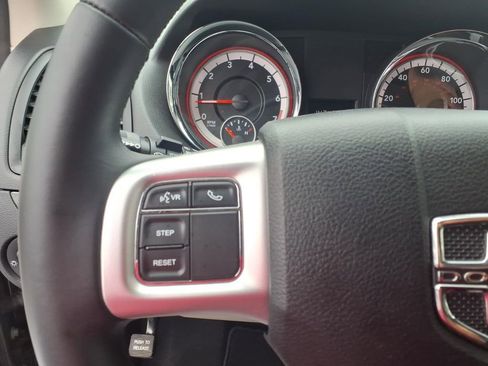 Used 2017 Dodge Grand Caravan SE w/ Power Window Group FWD image 19