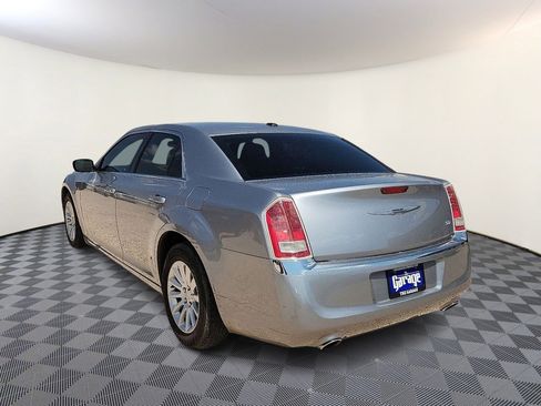 Used 2014 Chrysler 300 w/ Driver Convenience Group image 3