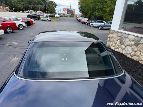 Used 2012 Volkswagen Eos Lux FWD image 25