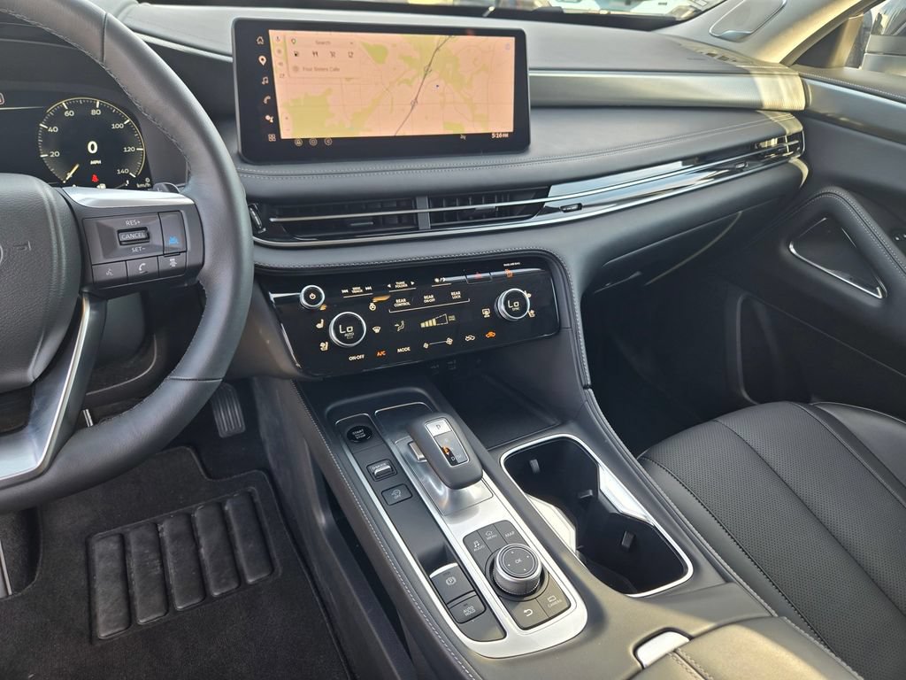 Certified 2026 INFINITI QX60 Luxe w/ Cargo Package AWD/4WD image 22