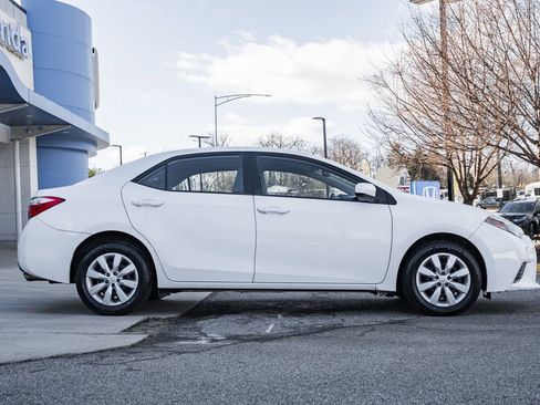 Used 2015 Toyota Corolla LE image 3