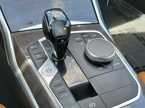 Used 2020 BMW 330i Sedan w/ Driving Assistance Package RWD image 32