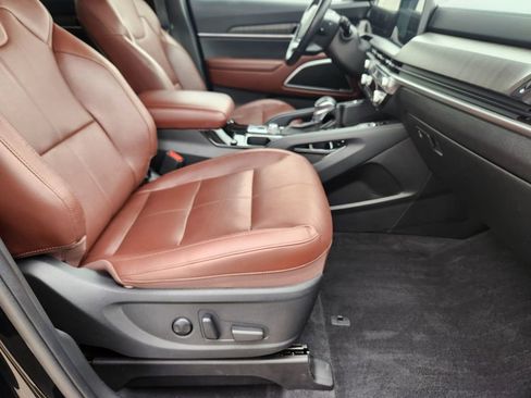 Certified 2023 Kia Telluride EX w/ EX Captain's Chair Package image 17