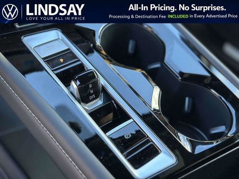 New 2026 Volkswagen Atlas Cross Sport SEL AWD/4WD image 15