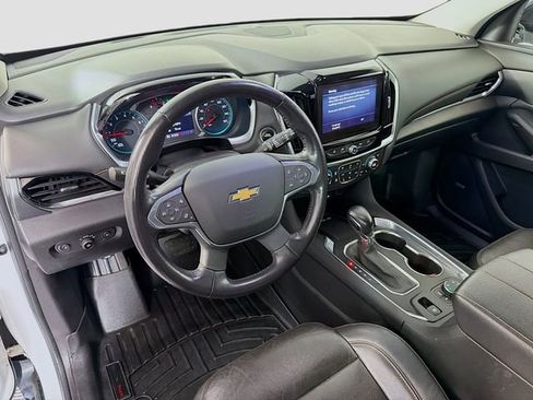 Used 2021 Chevrolet Traverse Premier w/ Redline Edition AWD/4WD image 9